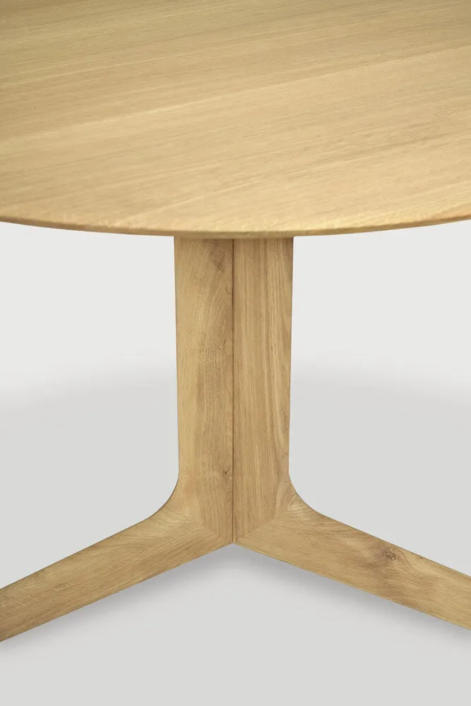 Corto Dining Table