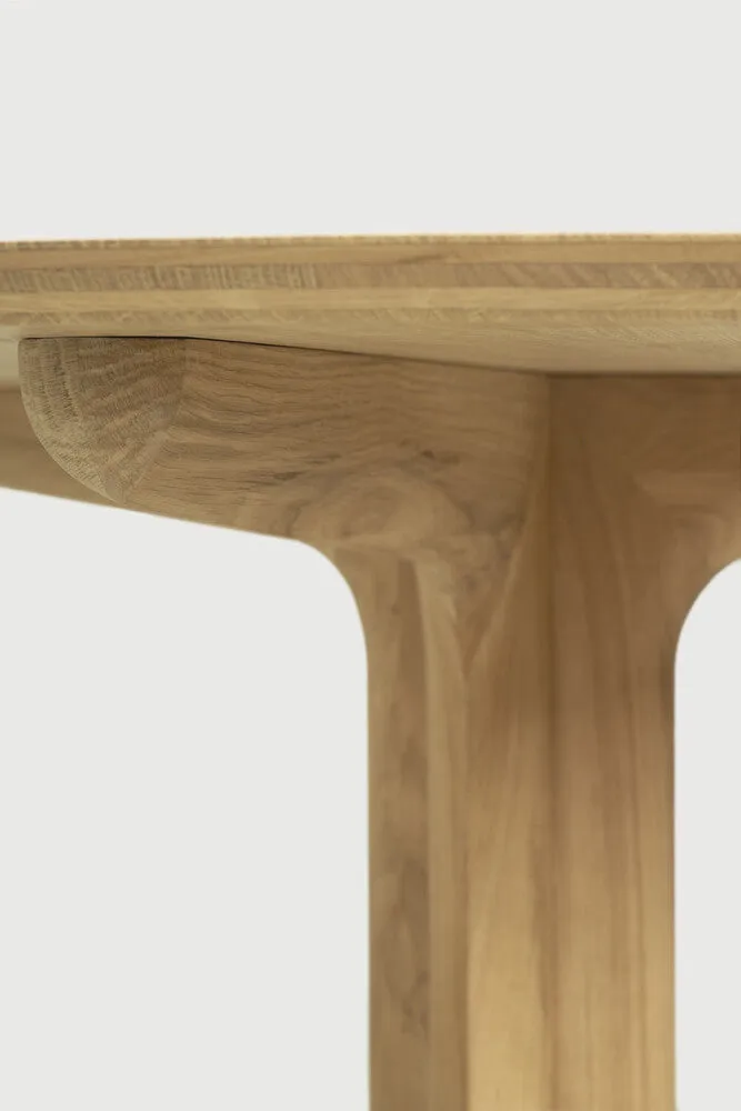 Corto Dining Table