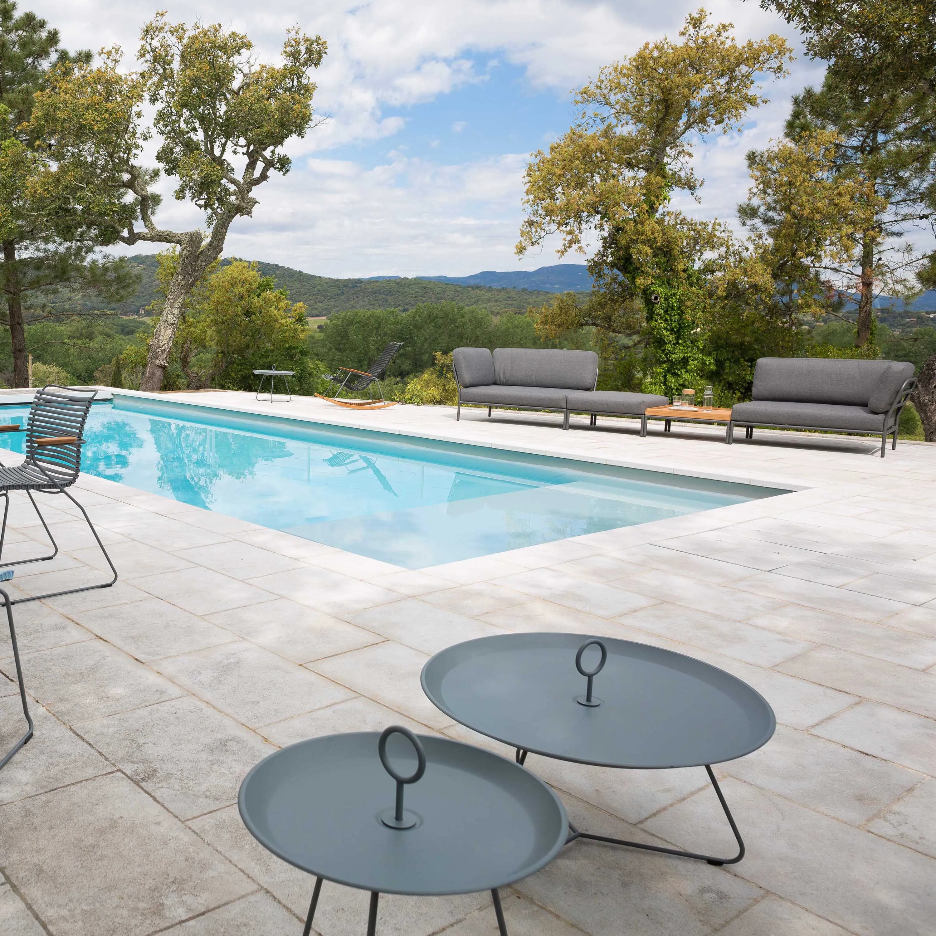 Eyelet Indoor/Outdoor Tray Table